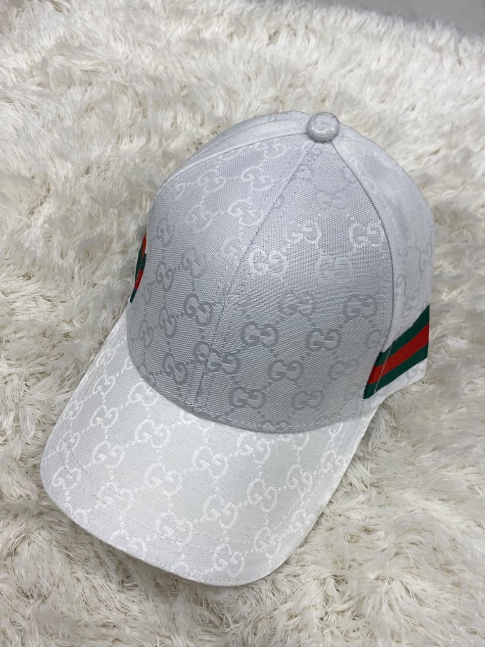 Gucci white