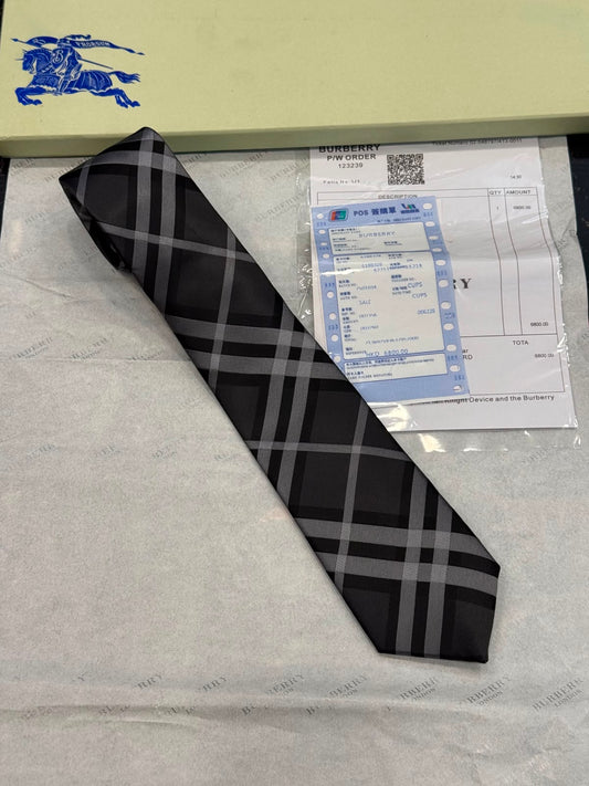 Burberry 1324