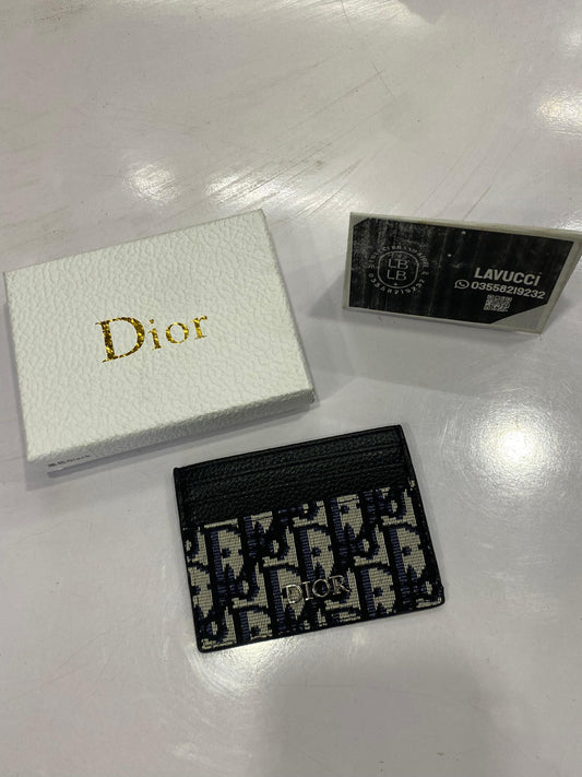 Dior white CH4