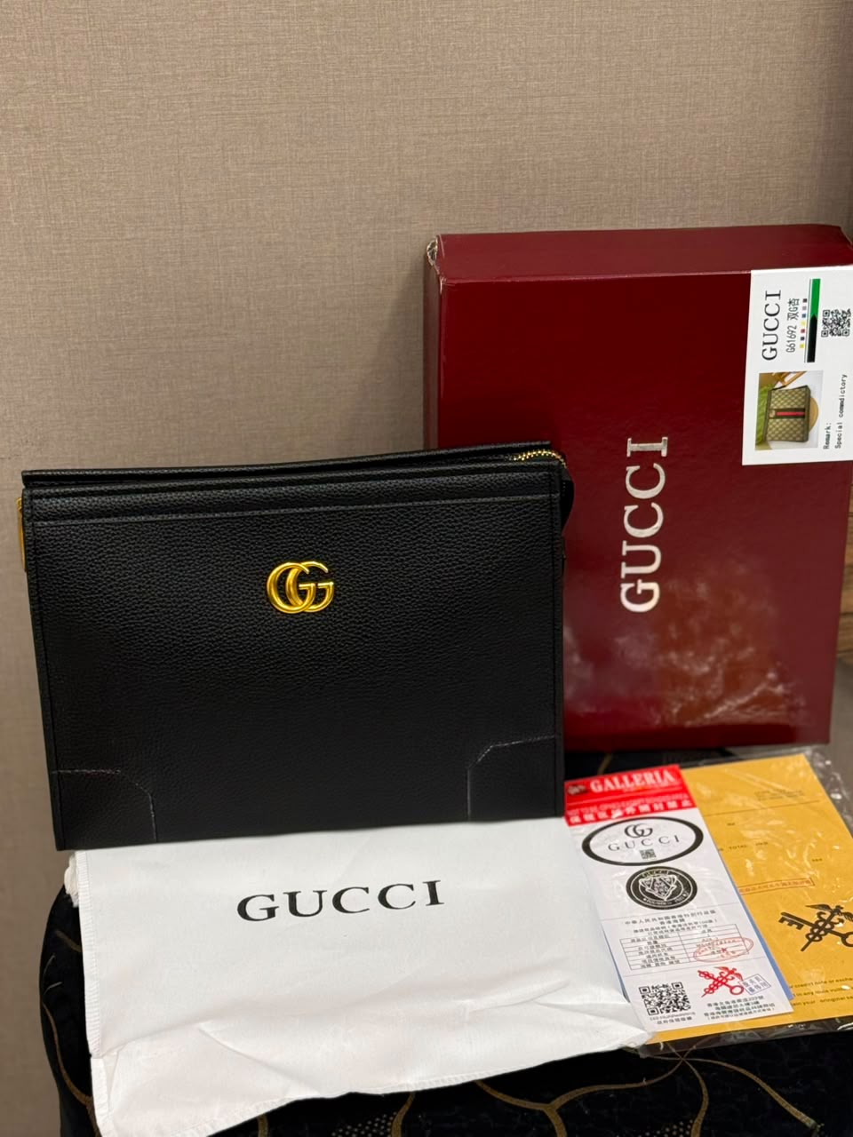 Gucci golden logo