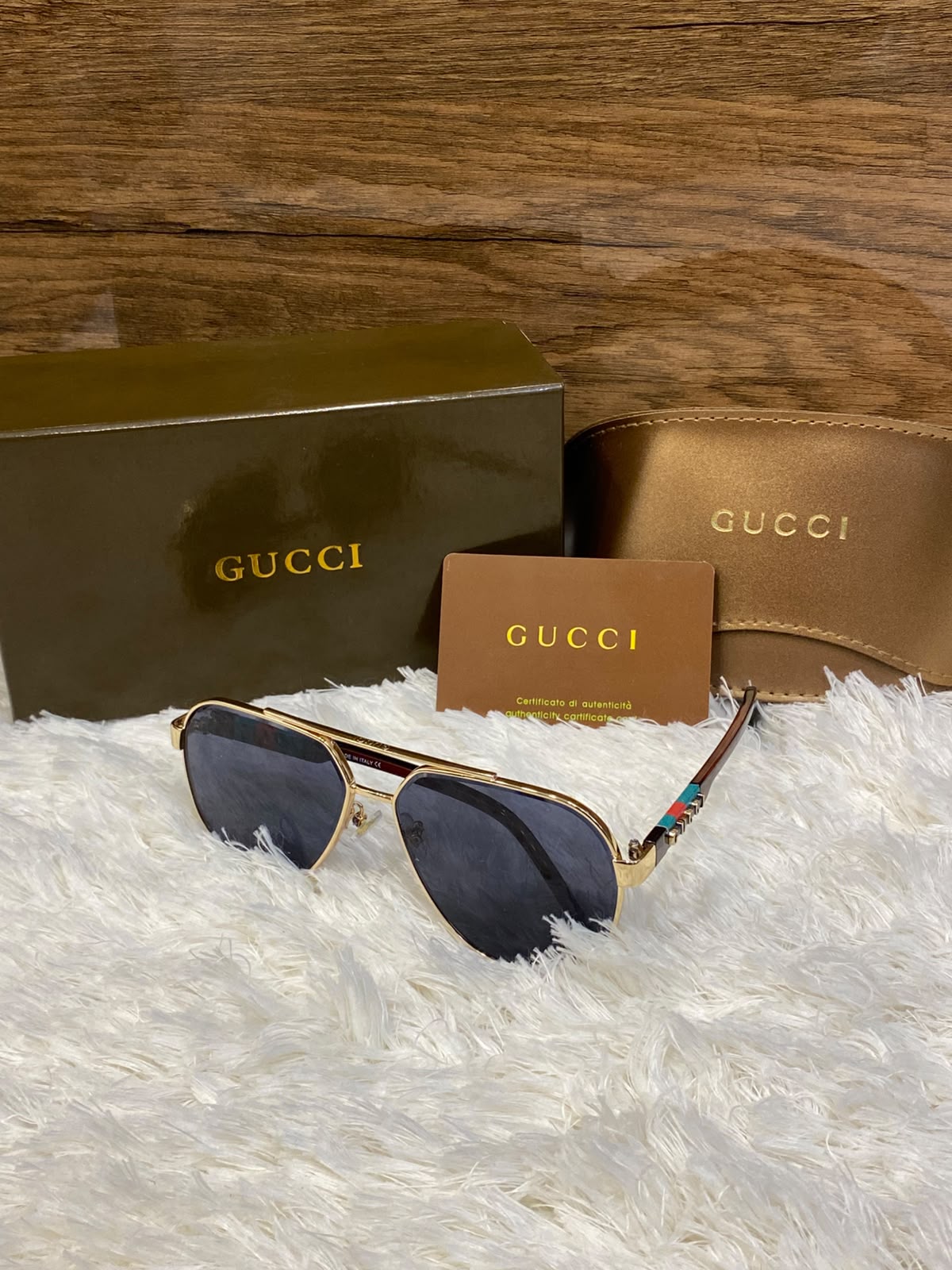 Gucci 1079