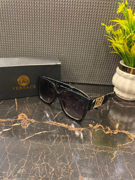 Versace 1041
