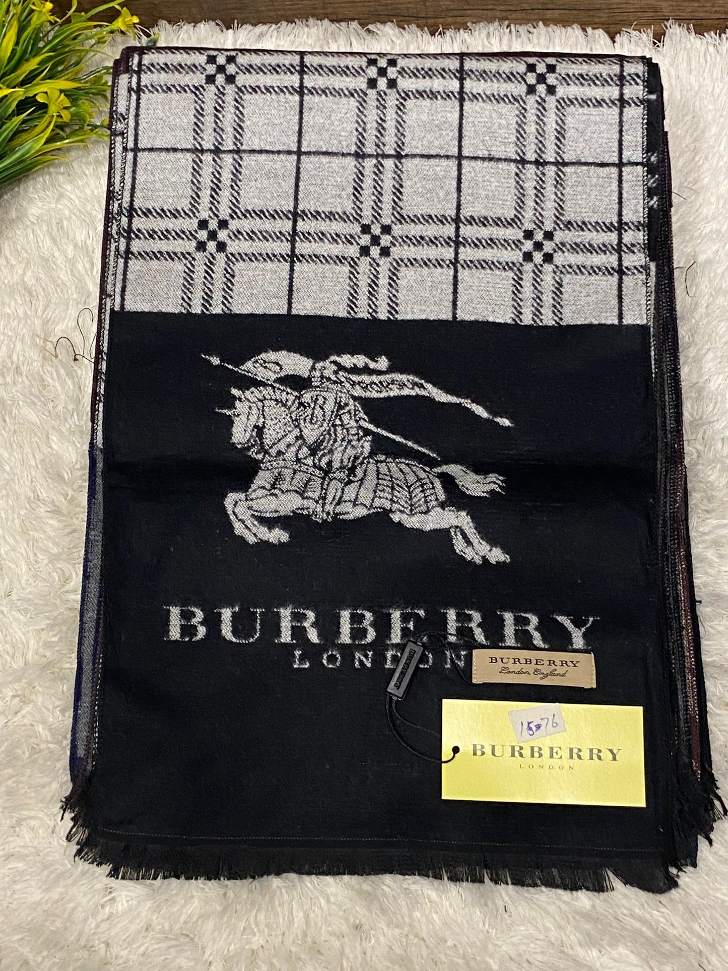 Burberry 1576