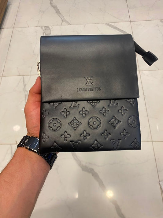 LV F.black 3