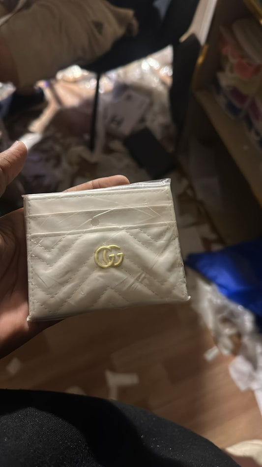 Gucci cd16