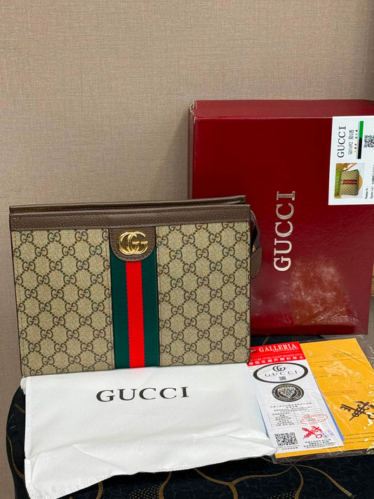 Gucci green vertical