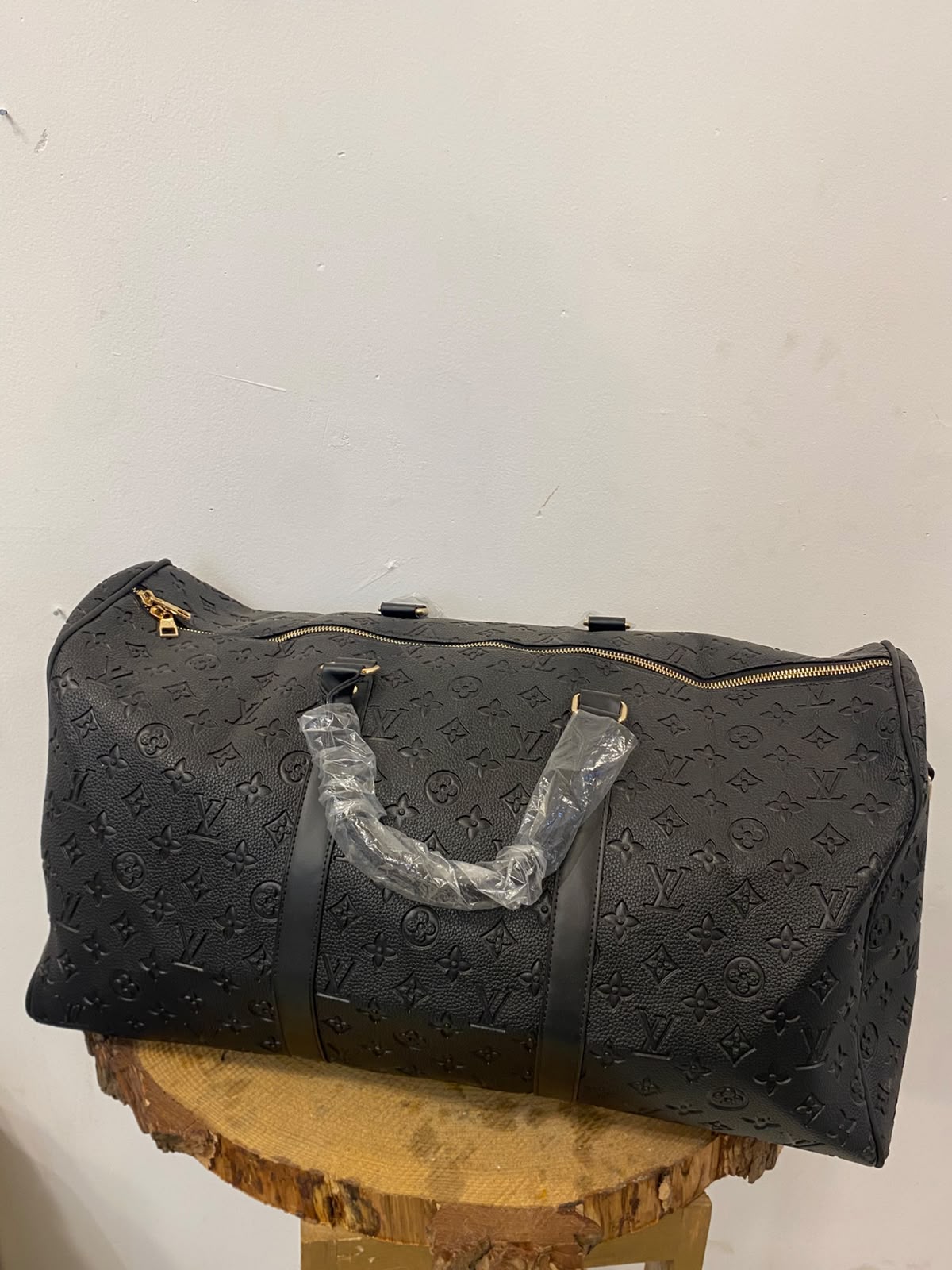 LV T bag 1