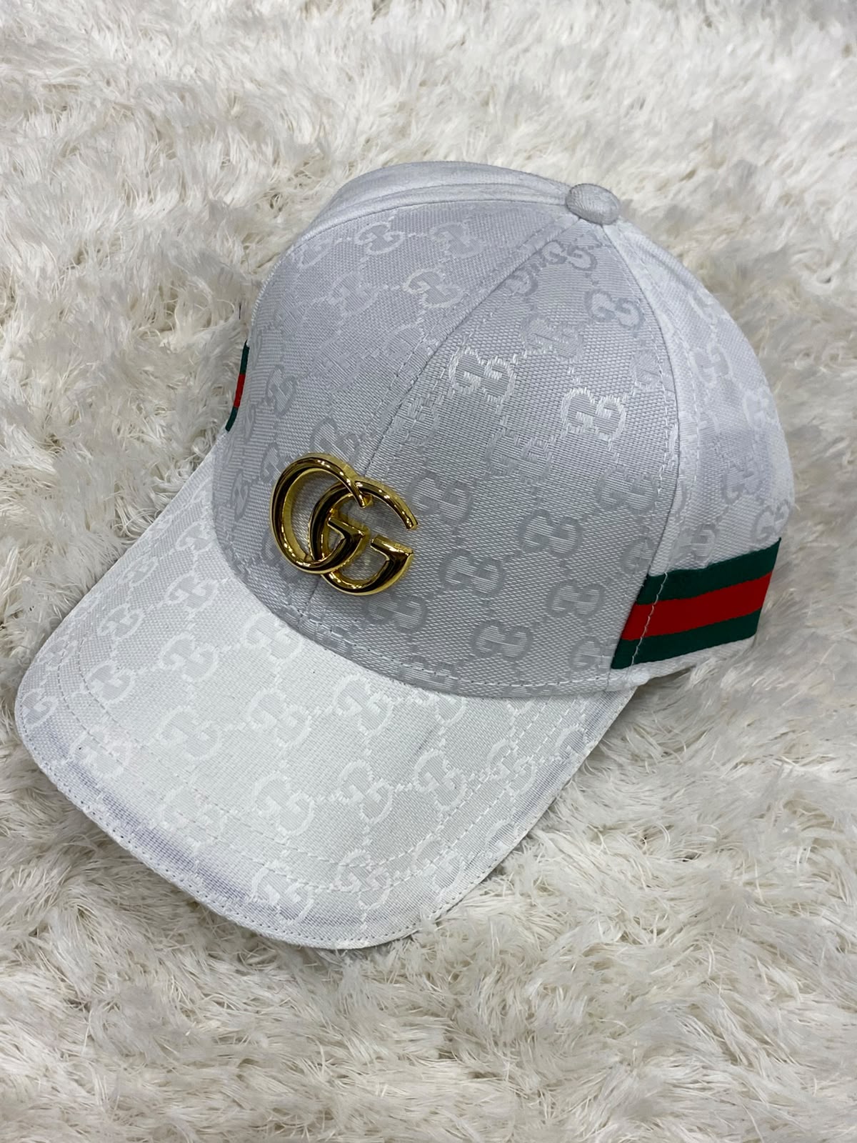 Gucci golden white