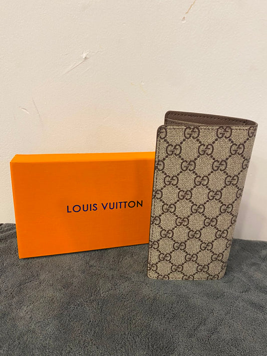 Gucci skin 004