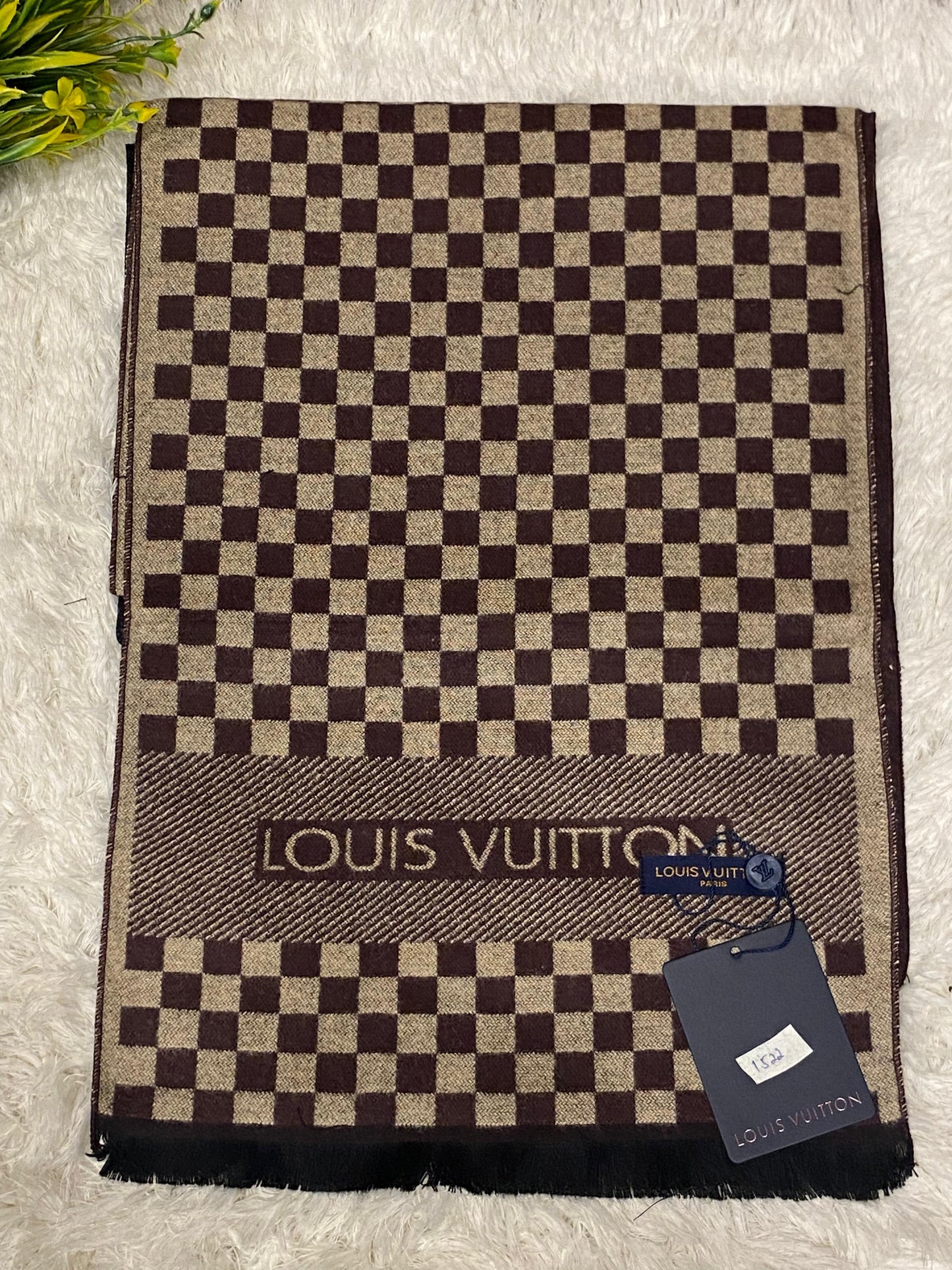 LV 1522
