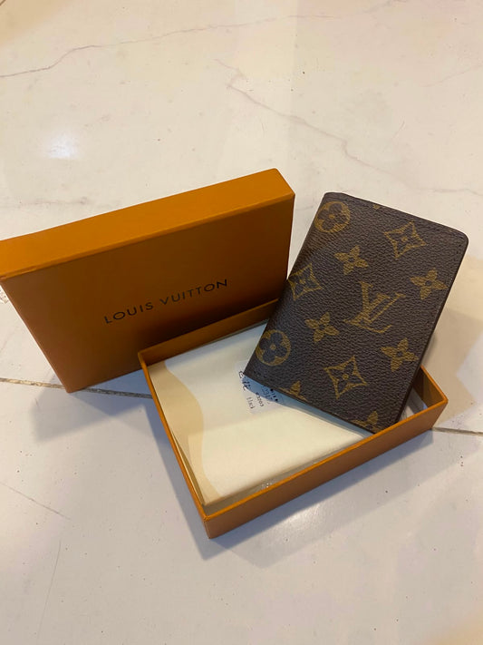 LV brown 735
