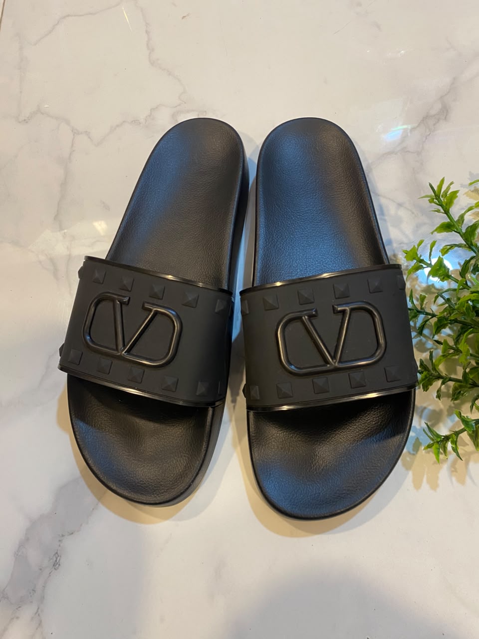 Valentino black
