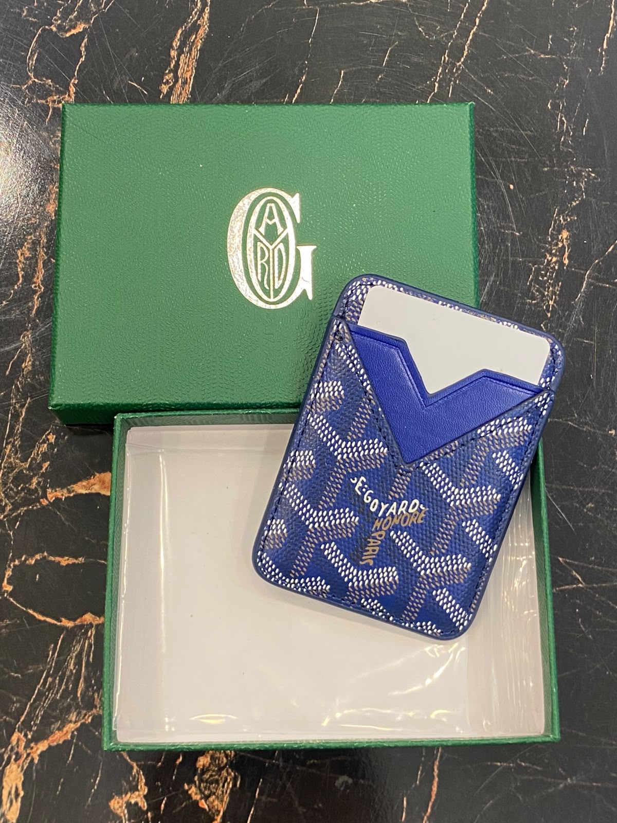 Goyard blue 777