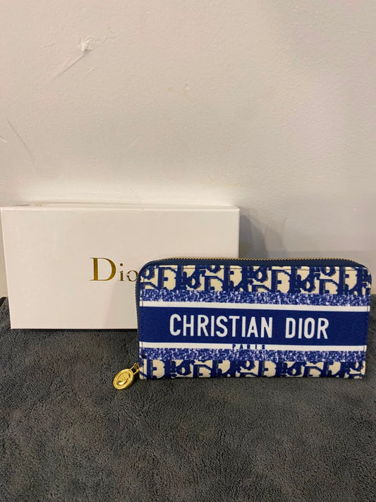 Dior chain 725
