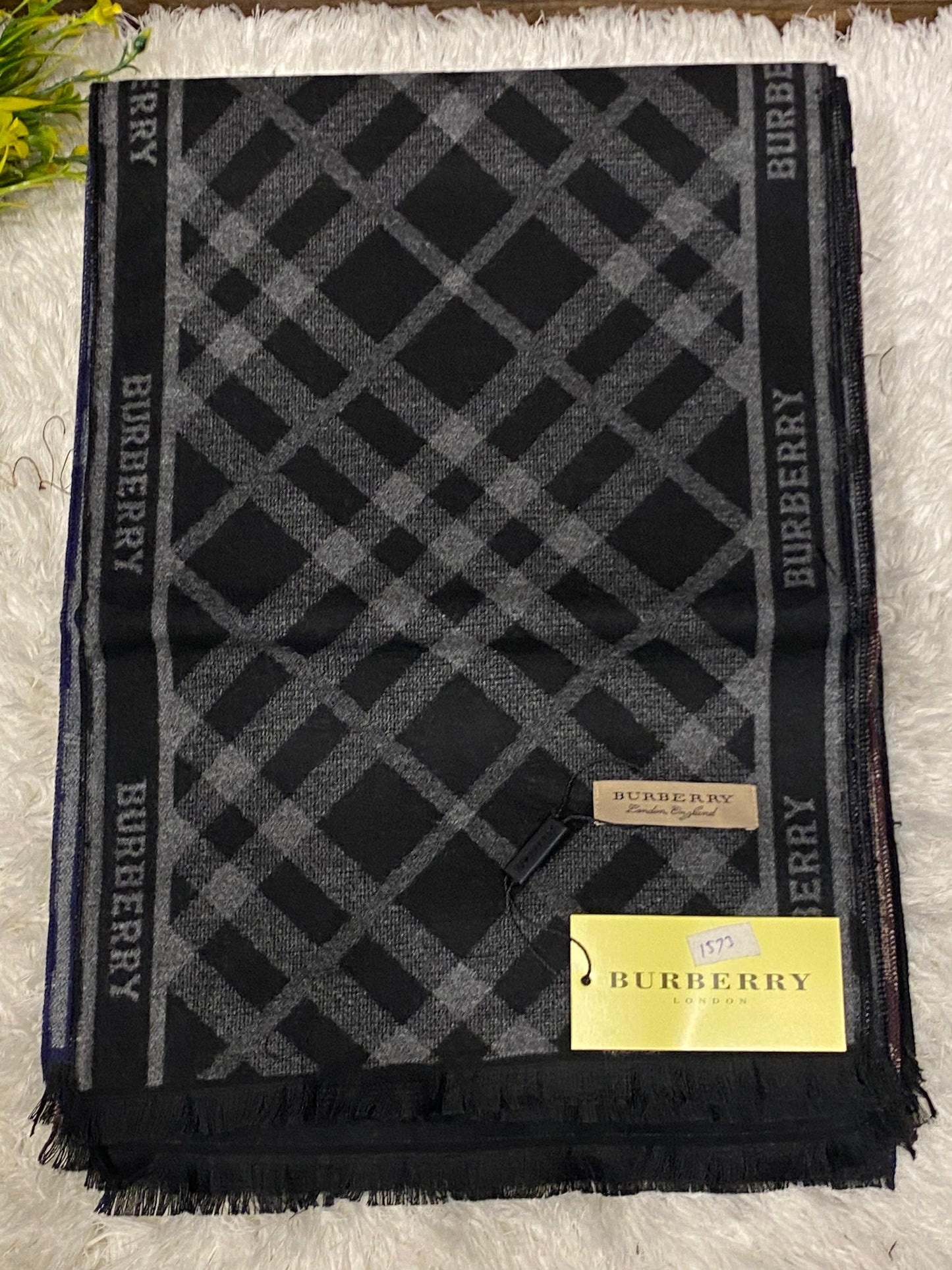 Burberry 1573