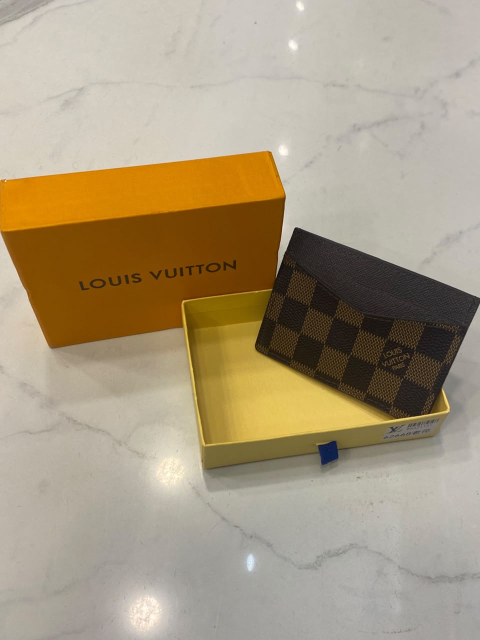 LV 739