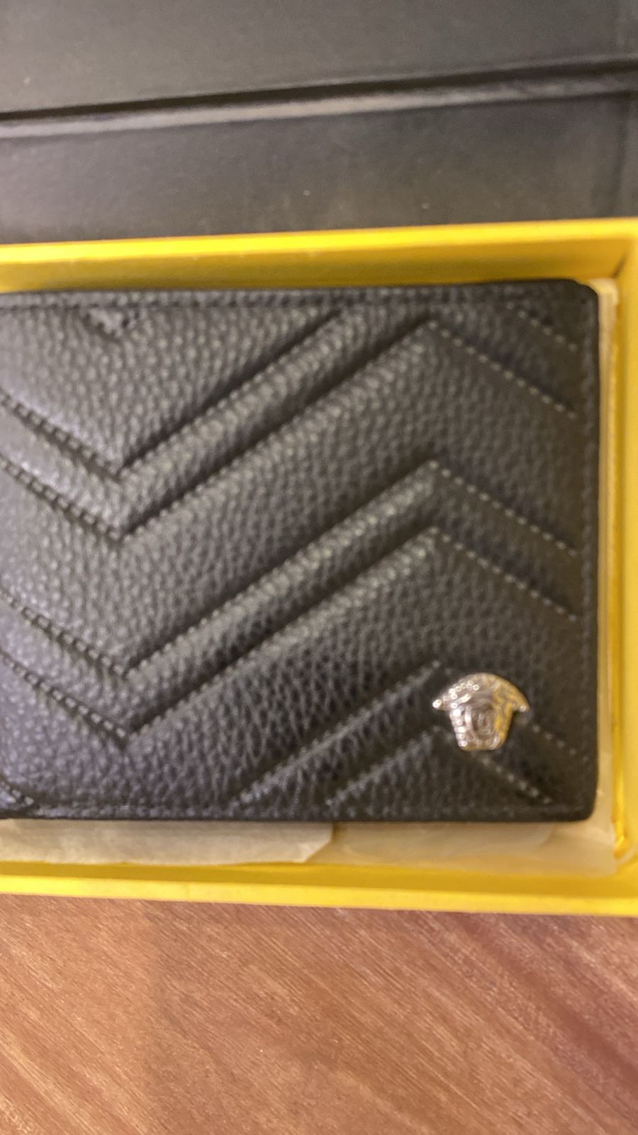 Versace v5