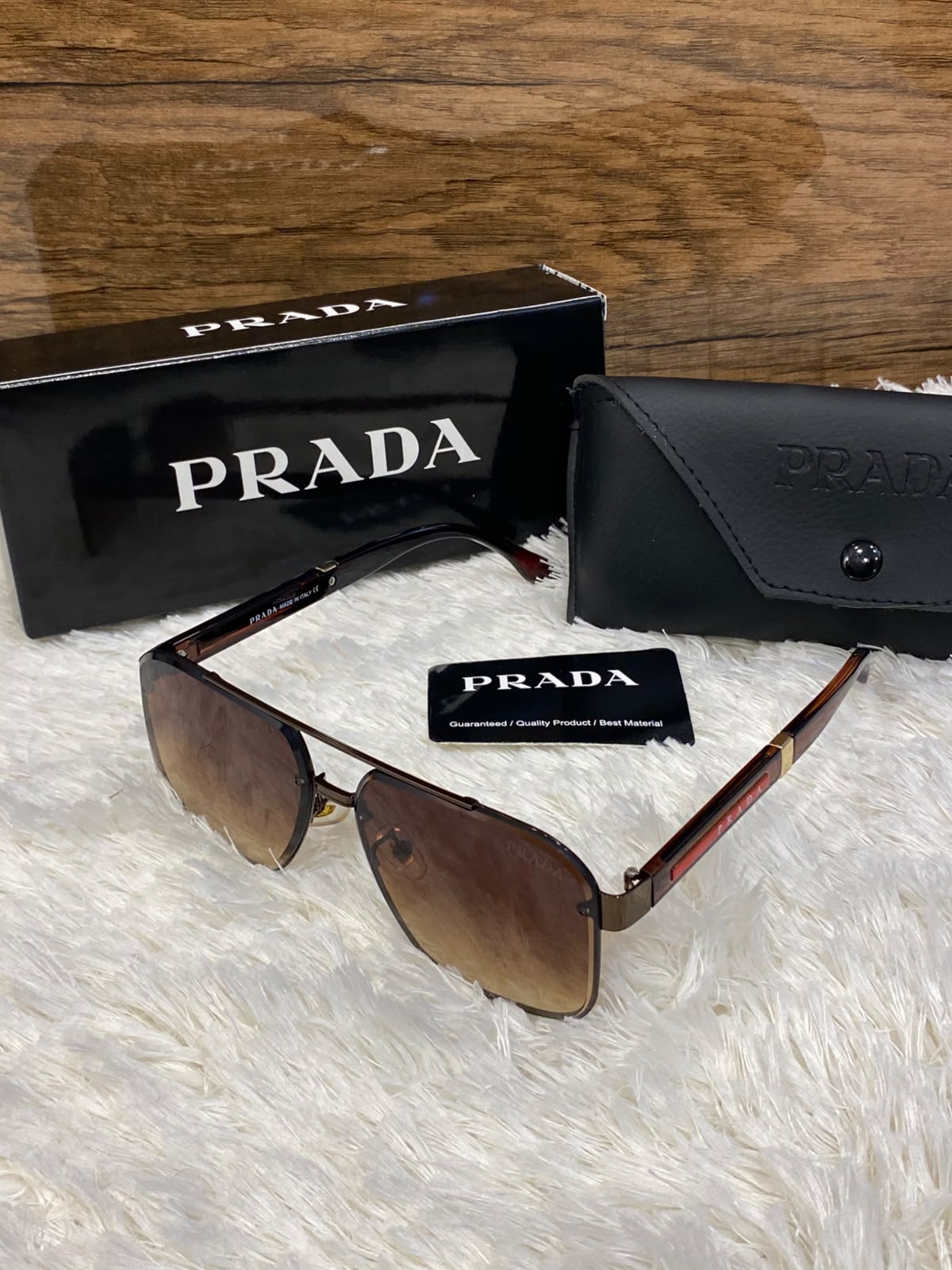 Prada 1099