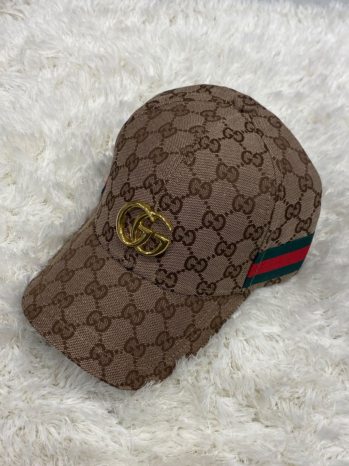 Gucci golden brown