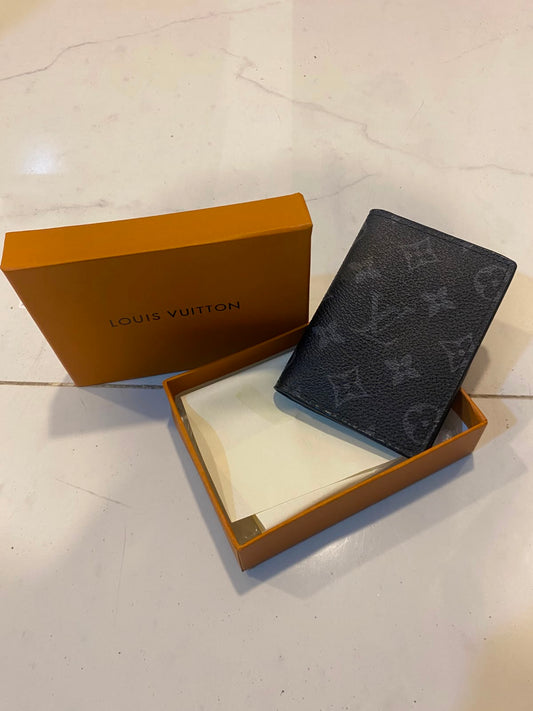 LV black 736