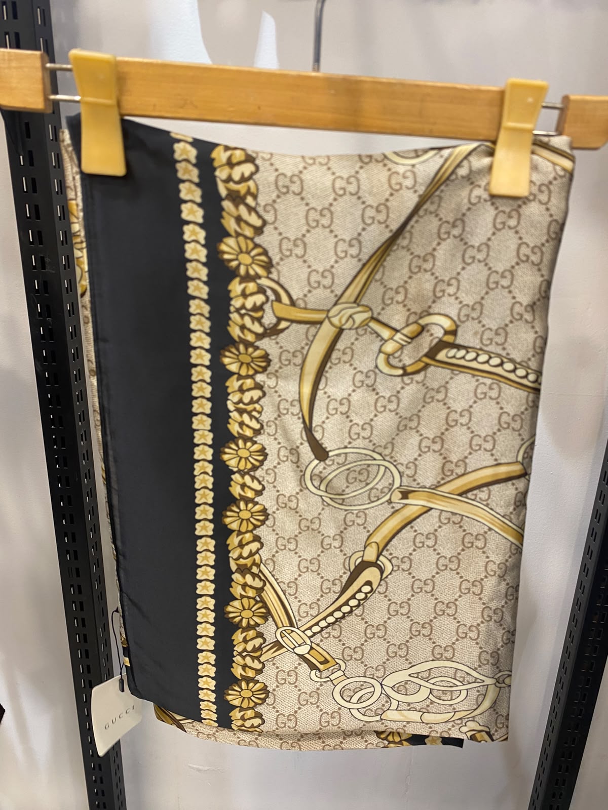 Gucci 406