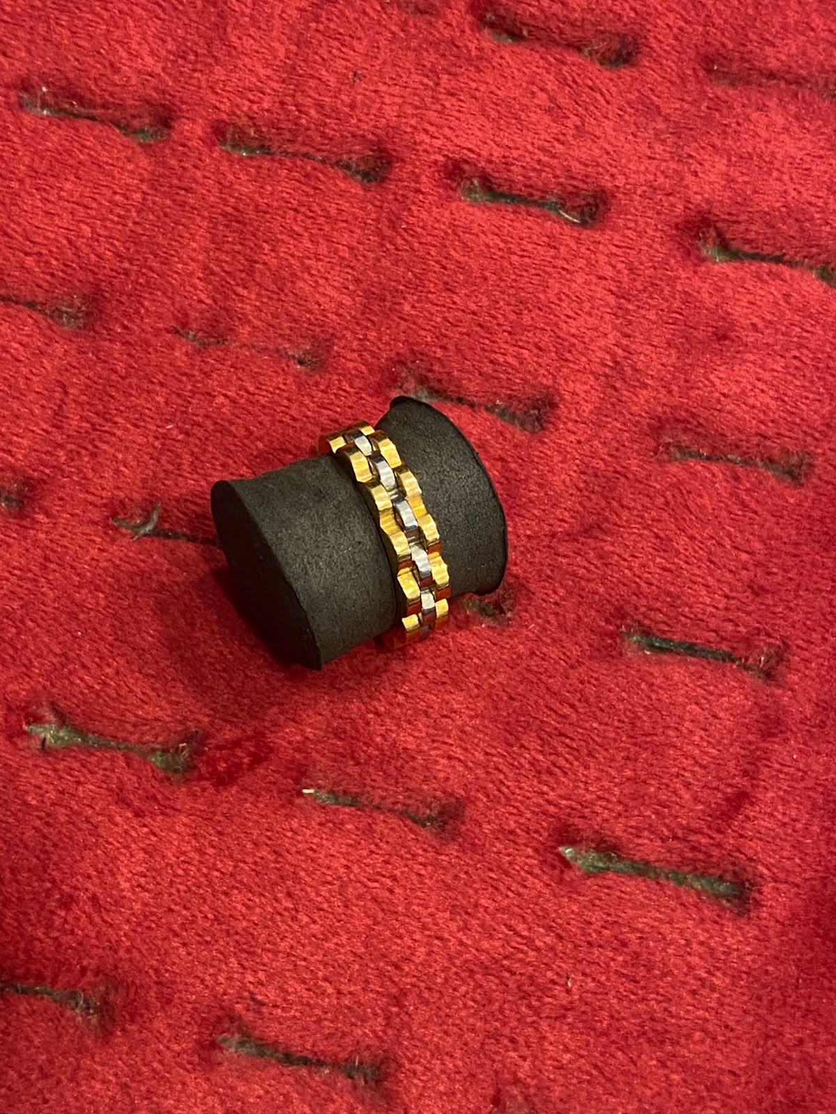 Ring 1110