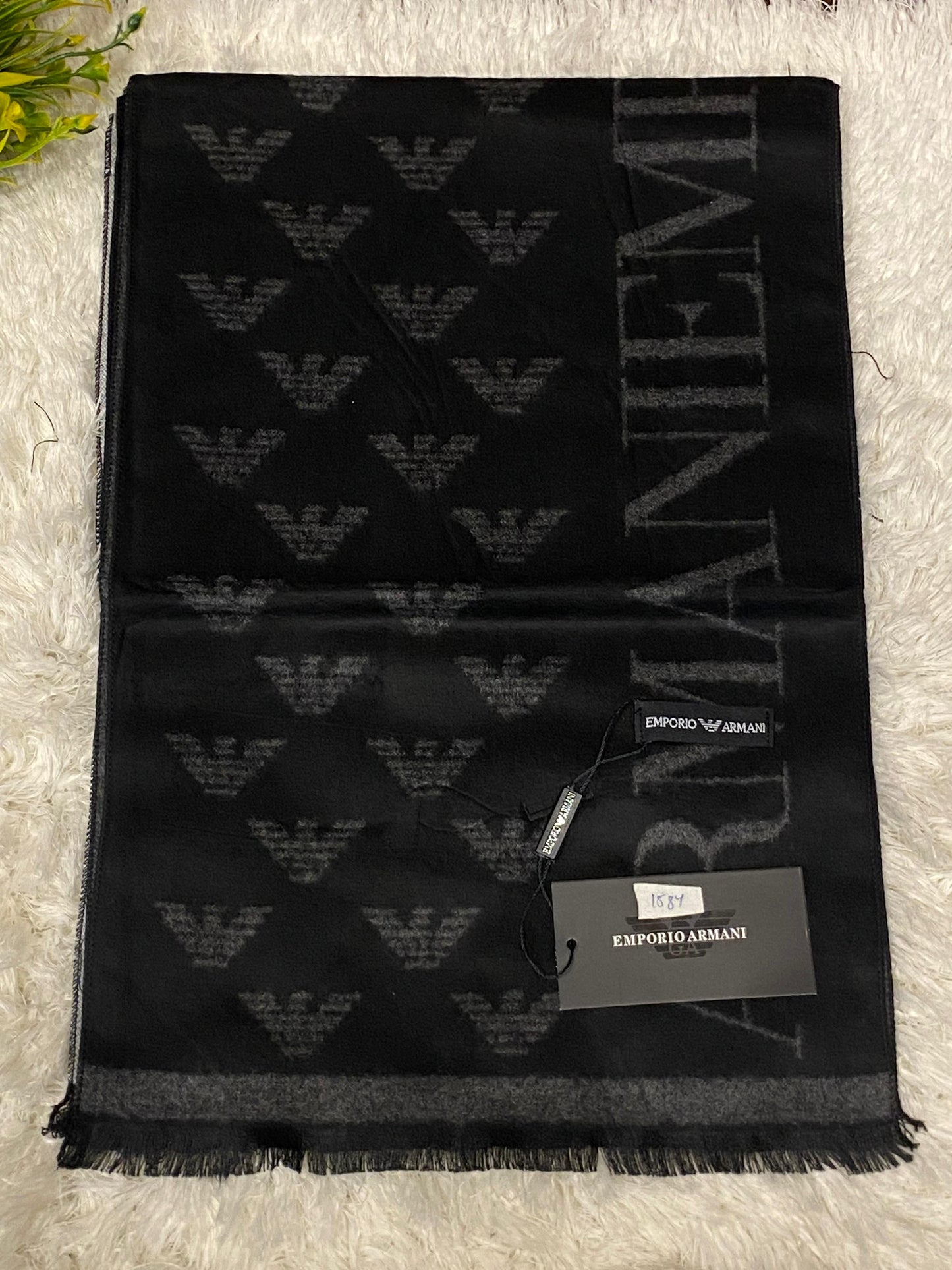 Armani 1584