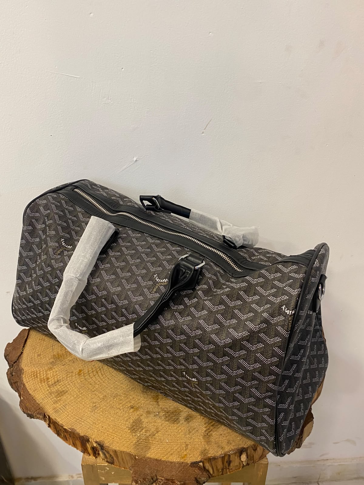 Goyard T bag black
