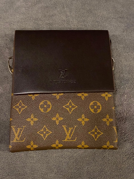LV F.brown