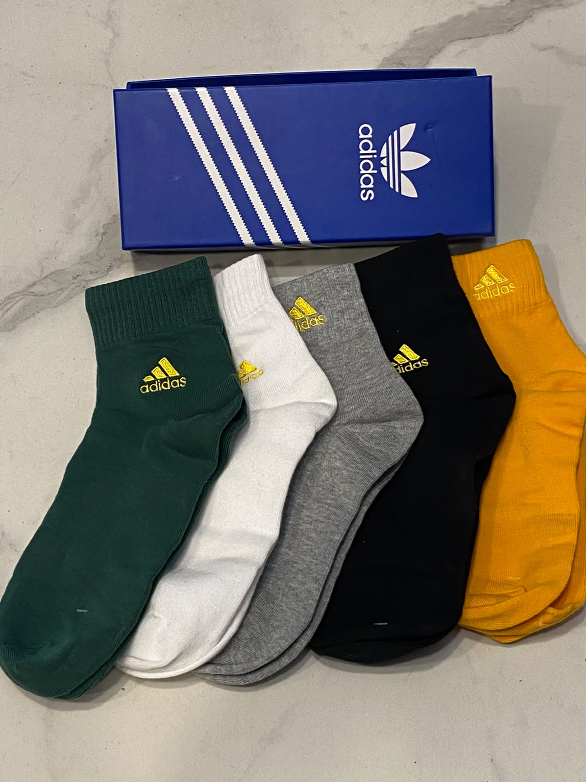 Adidas 210
