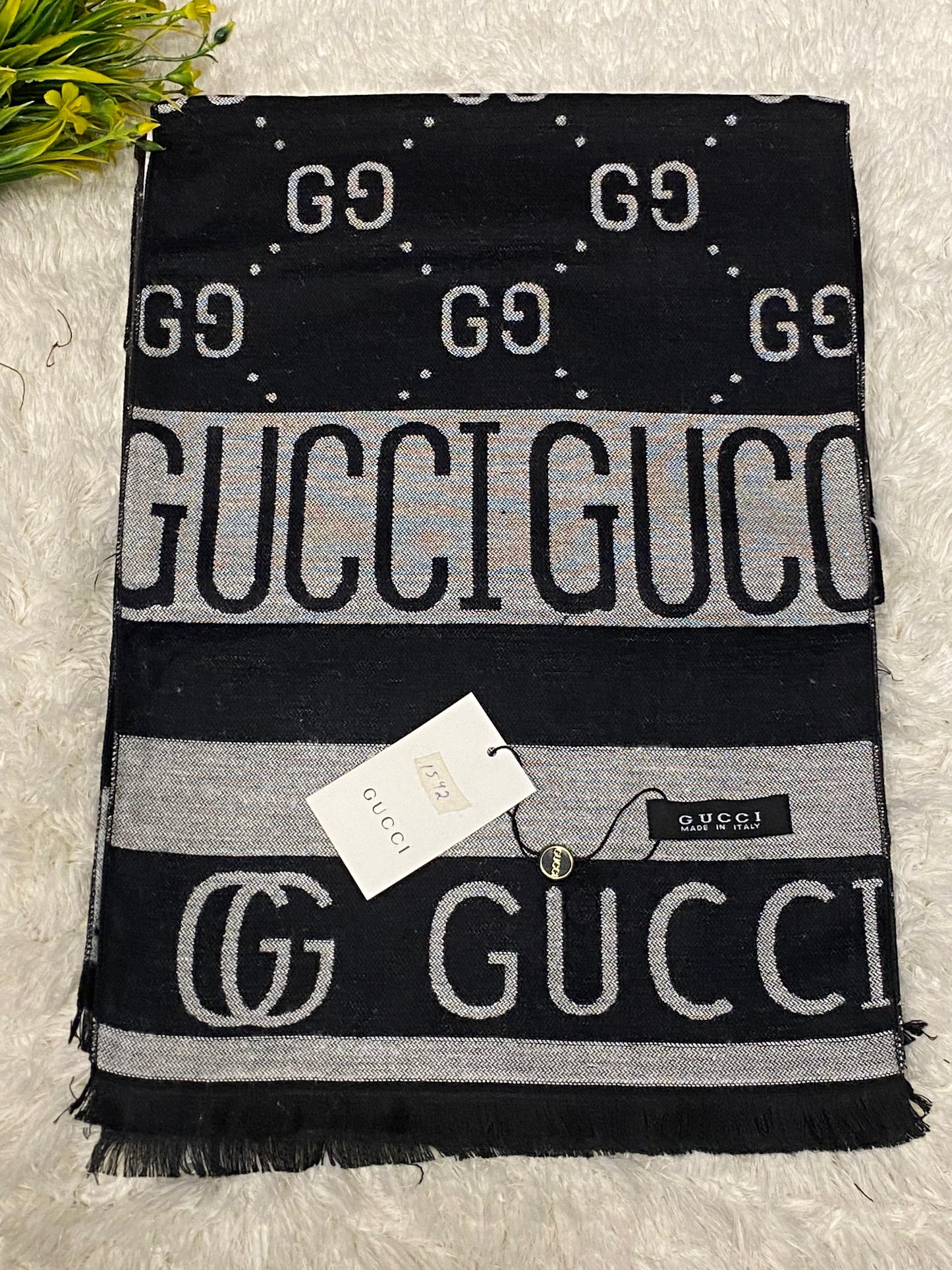 Gucci 1542