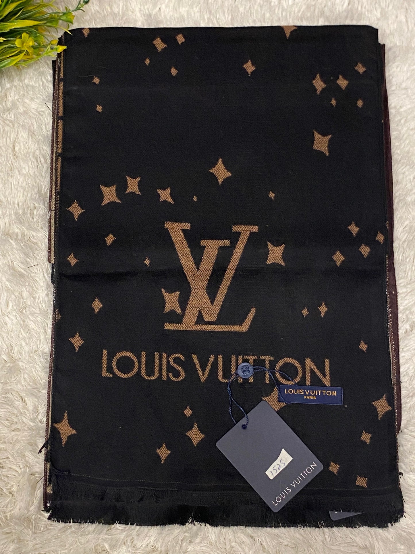 LV 1525