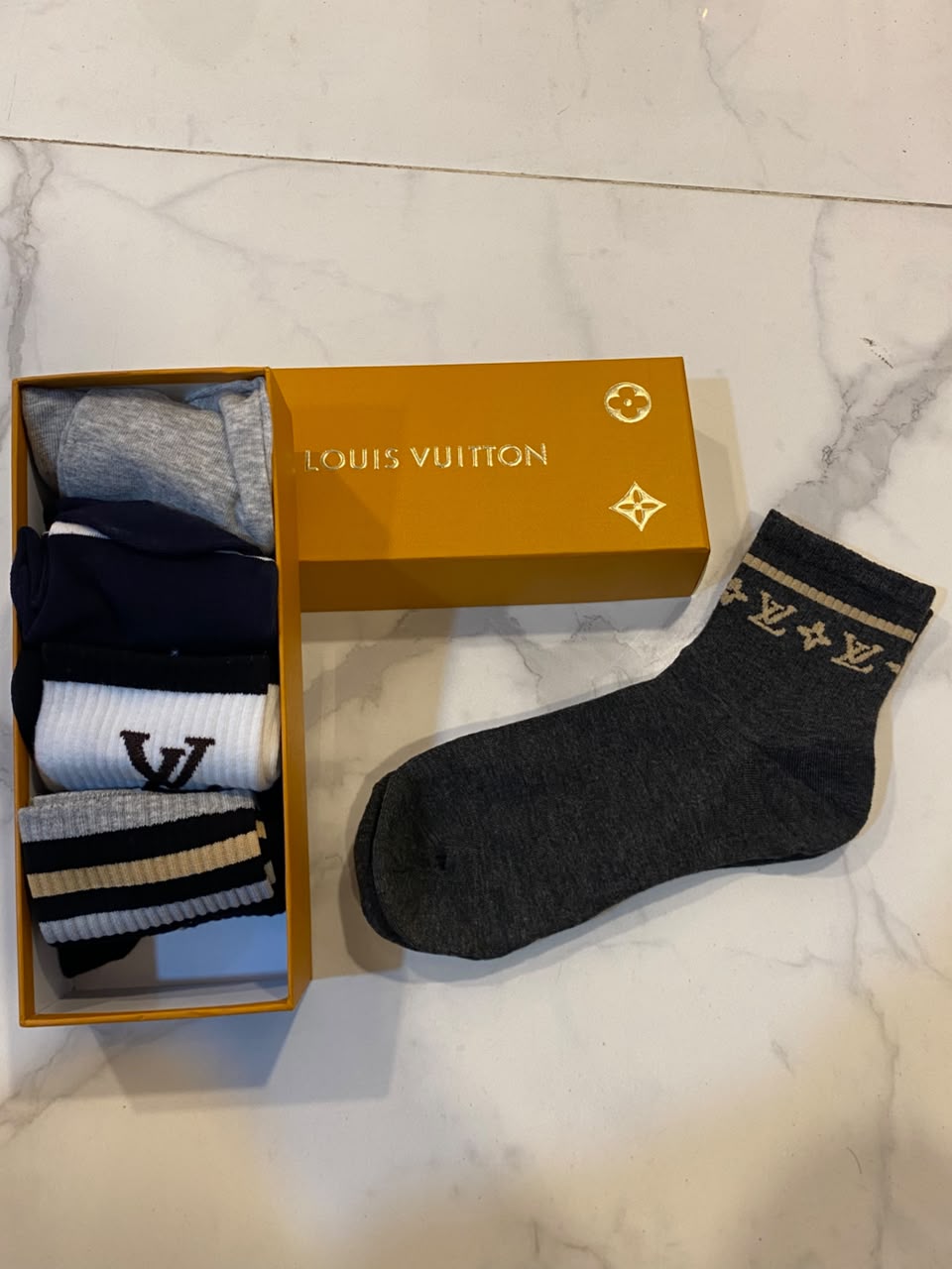 LV socks 217