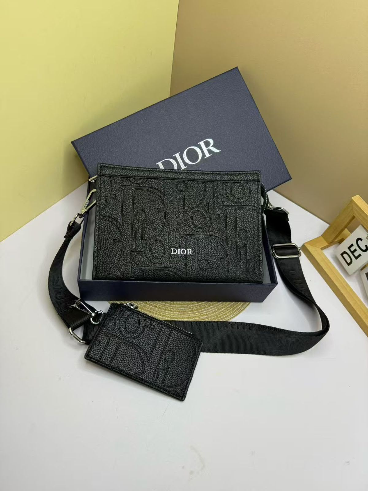 Dior 1 tiny