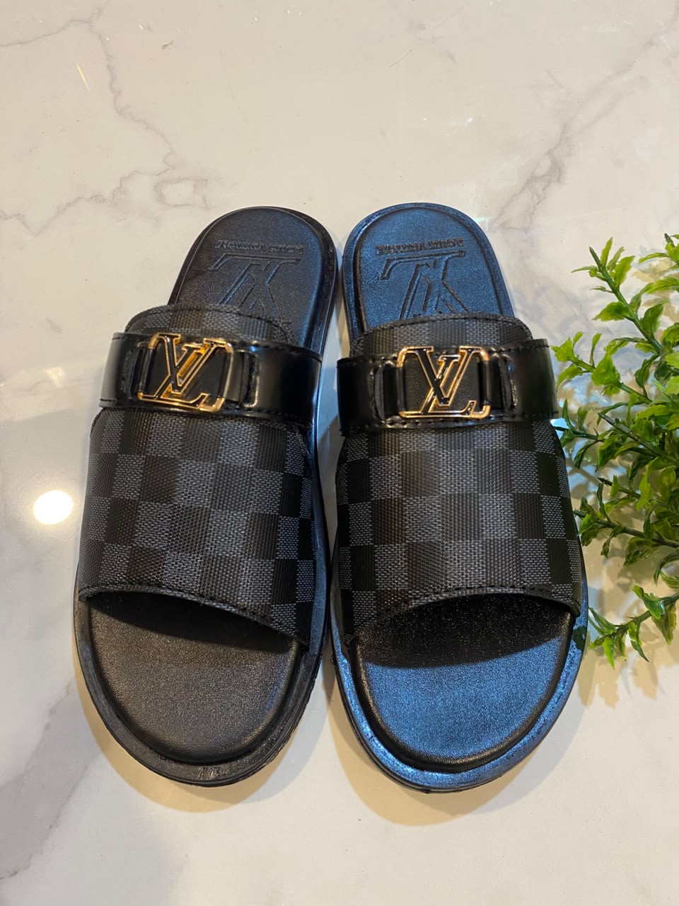 LV buckle