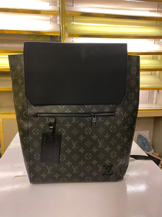 lv bagpack fy3