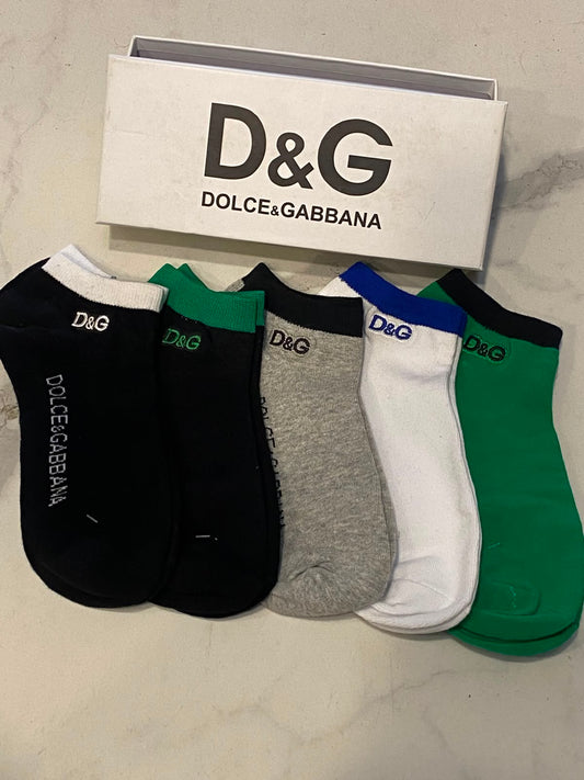 D&G 208