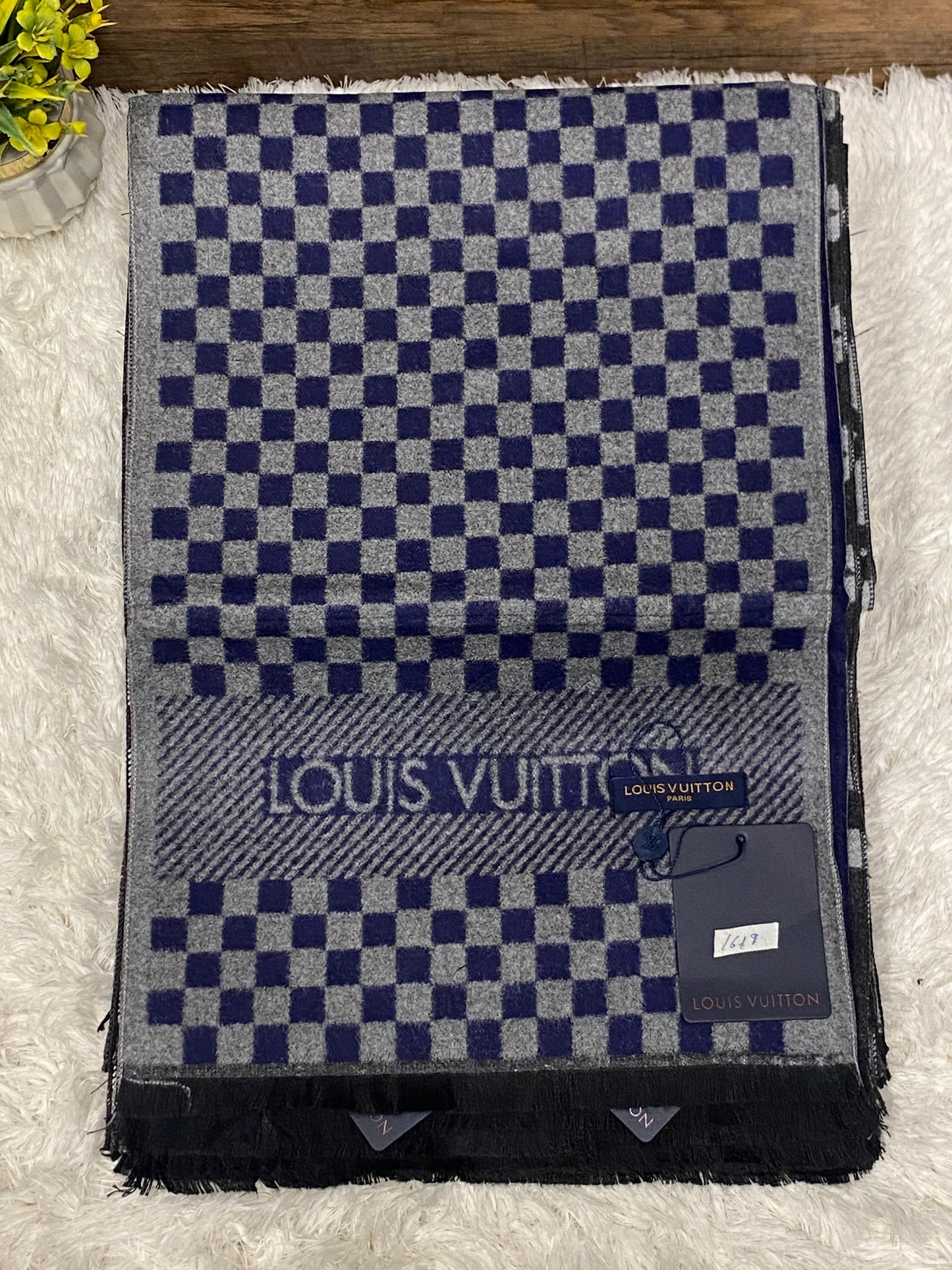LV 1619