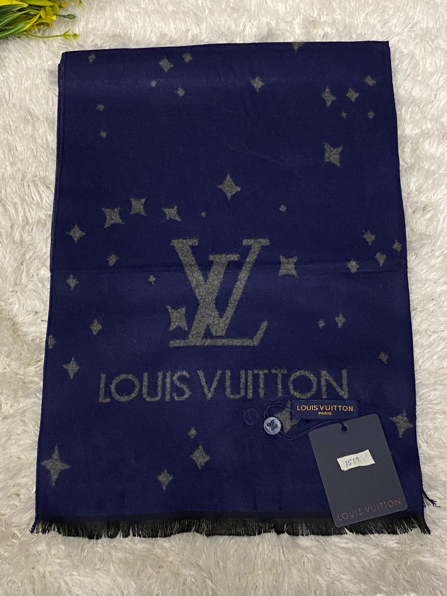 LV 1519
