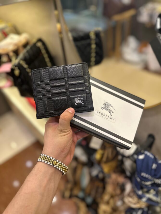 Burberry Leather 8307A  Wallet