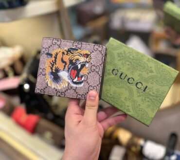 Gucci Skin Tiger Wallet