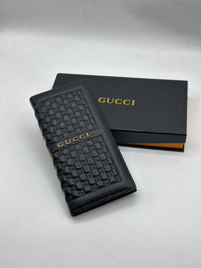 Gucci Leather long 259C phone space wallet