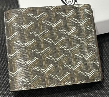 Goyard brown wallet