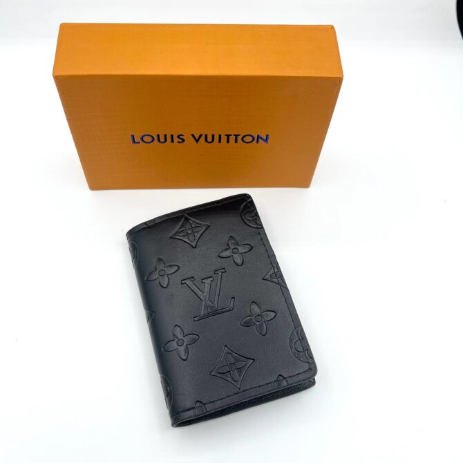 Lv FB smart wallet