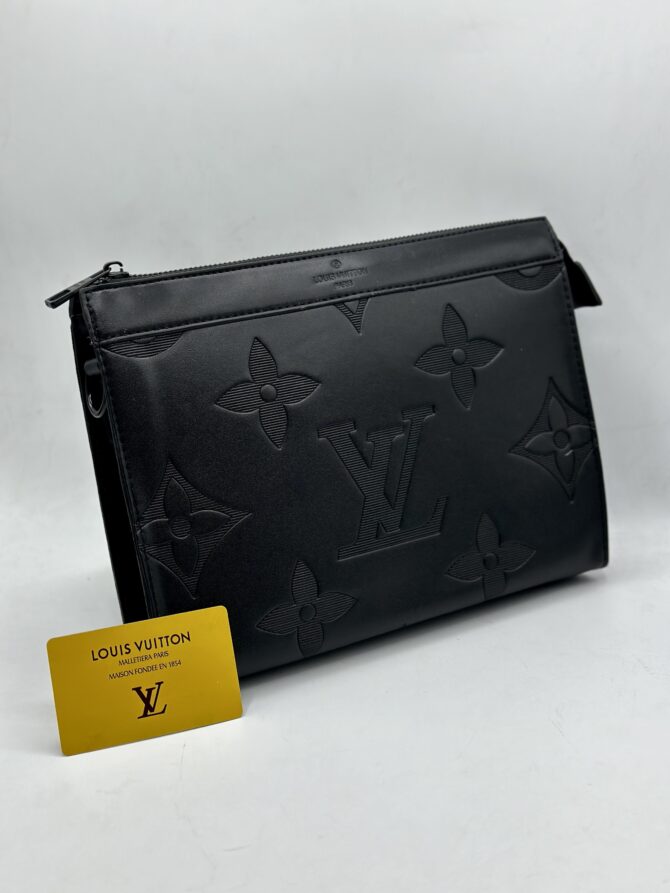 LV BP clutch pouch