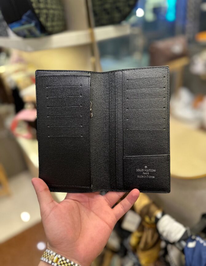 Lv black flower long wallet