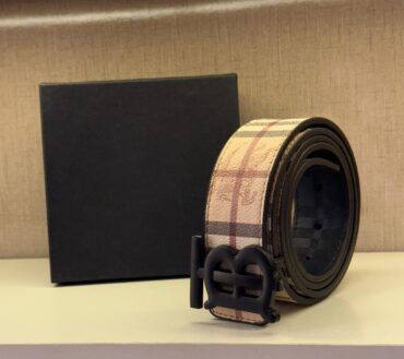 Burberry belt