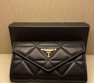 Prada Black 610