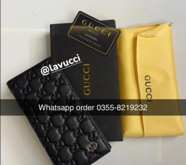 Gucci 293 leather long wallet