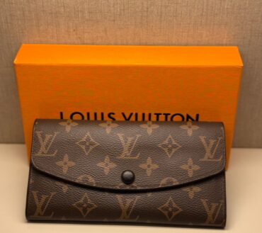 Lv 136 black